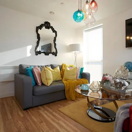 Best Value !!! - The Chad, Dubell Serviced Leeds, Up To 4 Guests , Free Parking, Wifi & Netflix Apartmán *