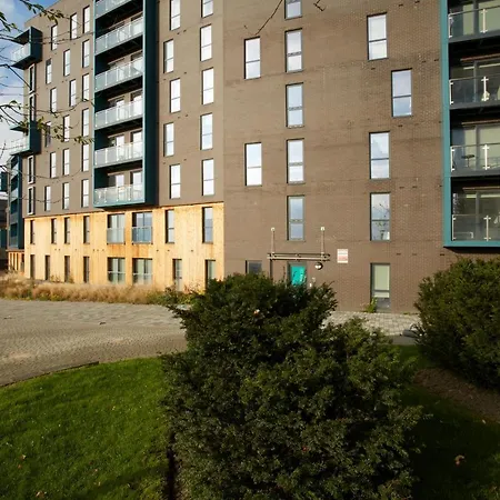 Best Value !!! - The Chad, Dubell Serviced Leeds, Up To 4 Guests , Free Parking, Wifi & Netflix Apartmán